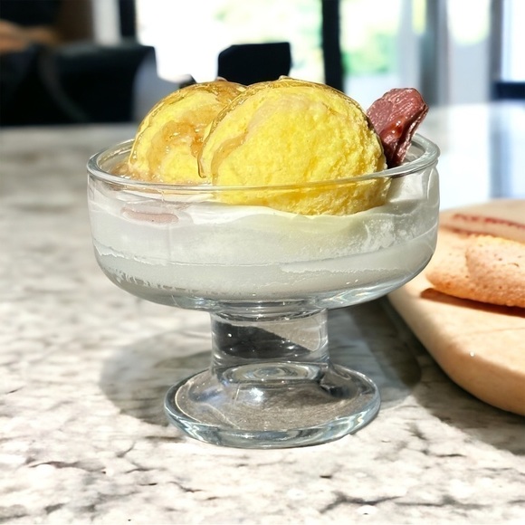 ⚠️SALE Candle // Handmade Ice Cream Balls Soy Wax Candle SEND OFFERS🥳 - Picture 3 of 5